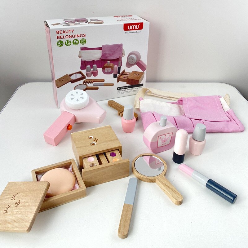 Wooden Hairdressers Toy Set