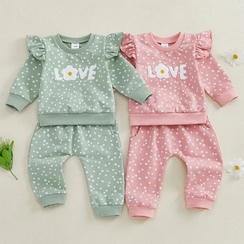 Girls Love Spotty Lounge Set